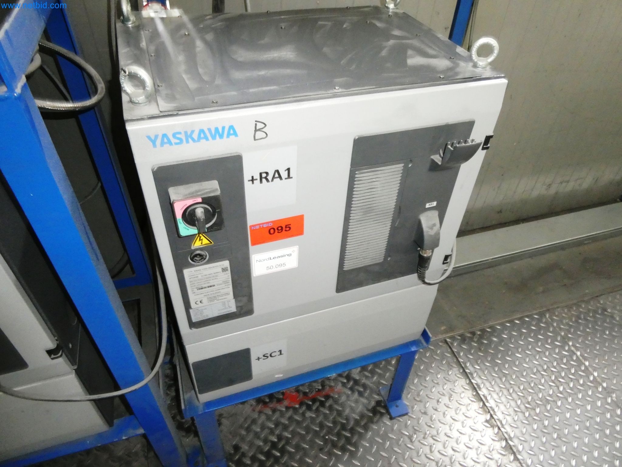 Maszyny z sektora technologii powierzchni-7