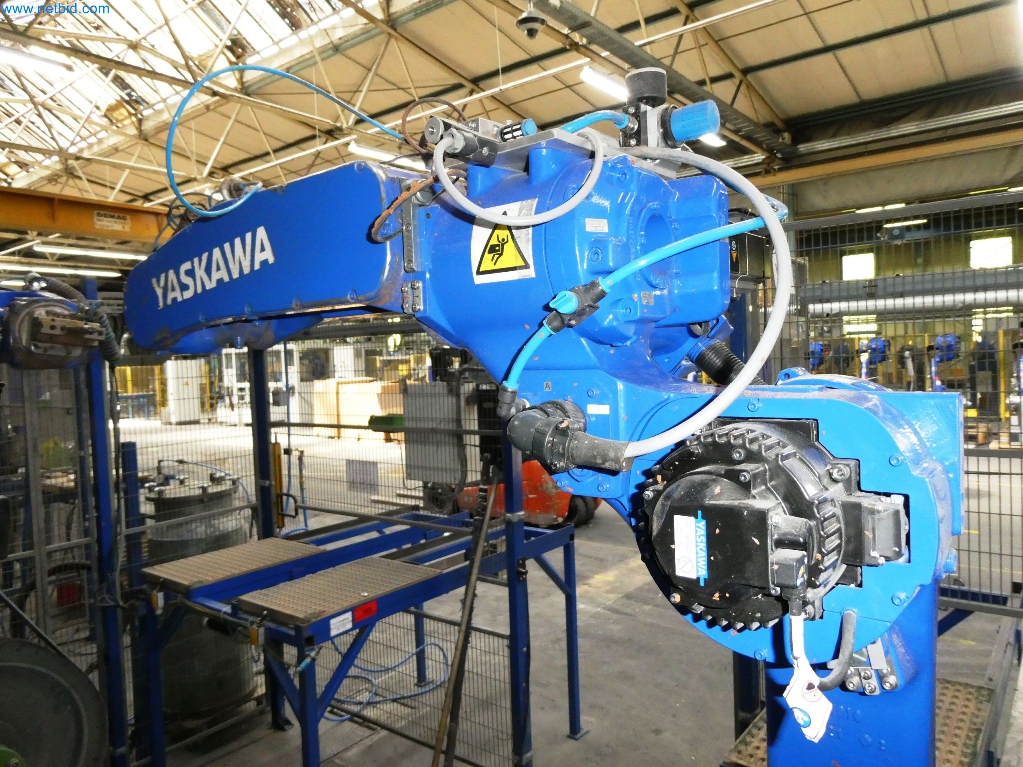 Maszyny z sektora technologii powierzchni-7