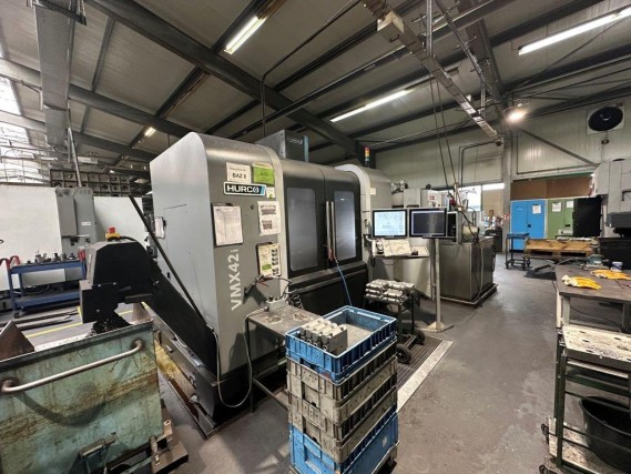 Operating and business equipment - mechanical engineering-16