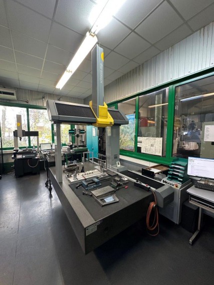 Operating and business equipment - mechanical engineering-18