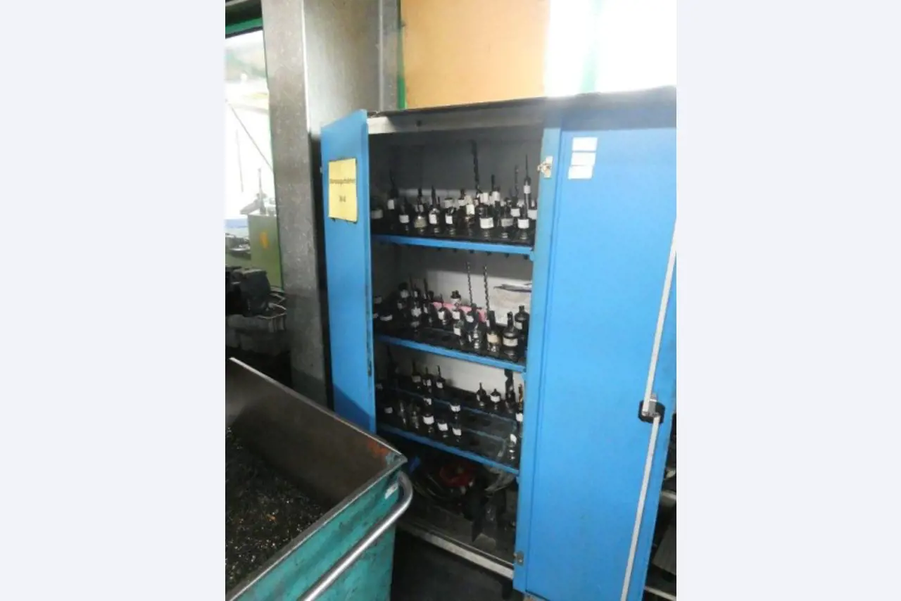 Operating and business equipment - mechanical engineering-27