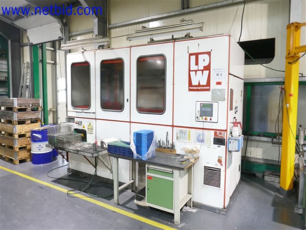 Provozní a kancelářské vybavení - strojírenství-2