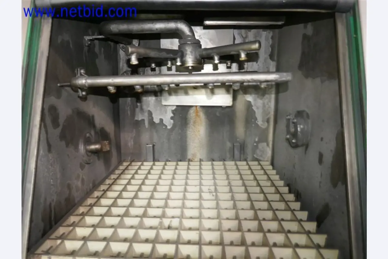 Provozní a kancelářské vybavení - strojírenství-3