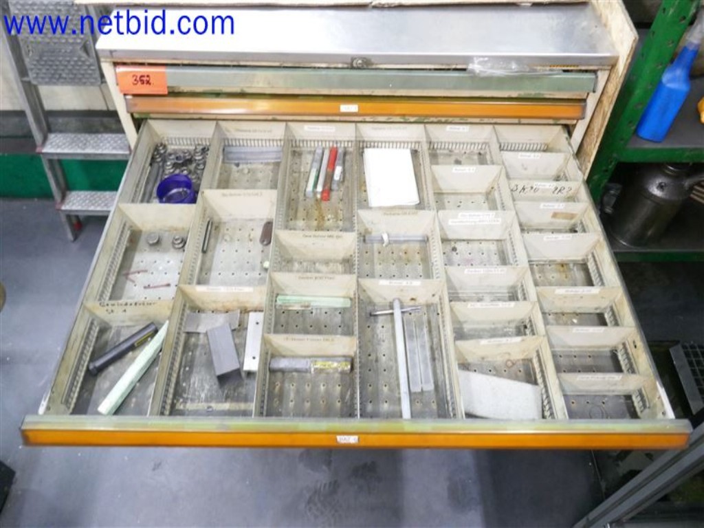 Betriebs- und Geschäftsausstattung - Maschinenbau-3