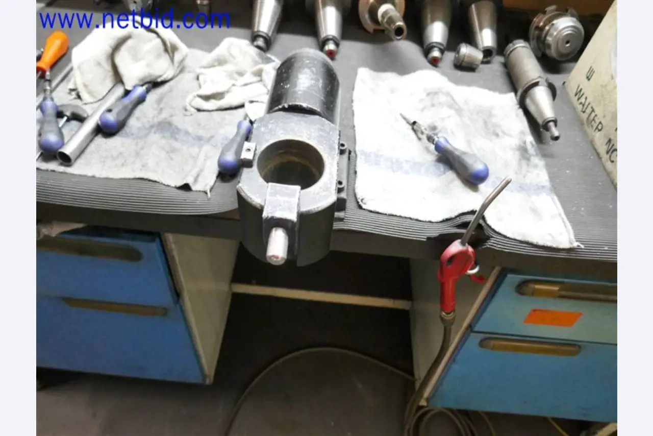 Betriebs- und Geschäftsausstattung - Maschinenbau-4