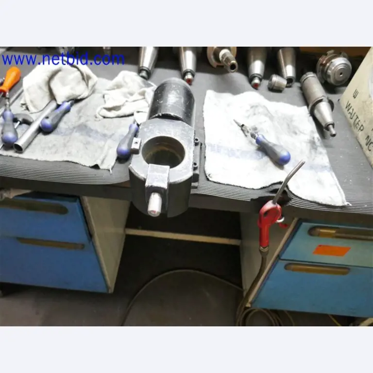 Betriebs- und Geschäftsausstattung - Maschinenbau-4