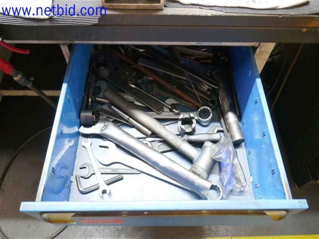 Betriebs- und Geschäftsausstattung - Maschinenbau-5