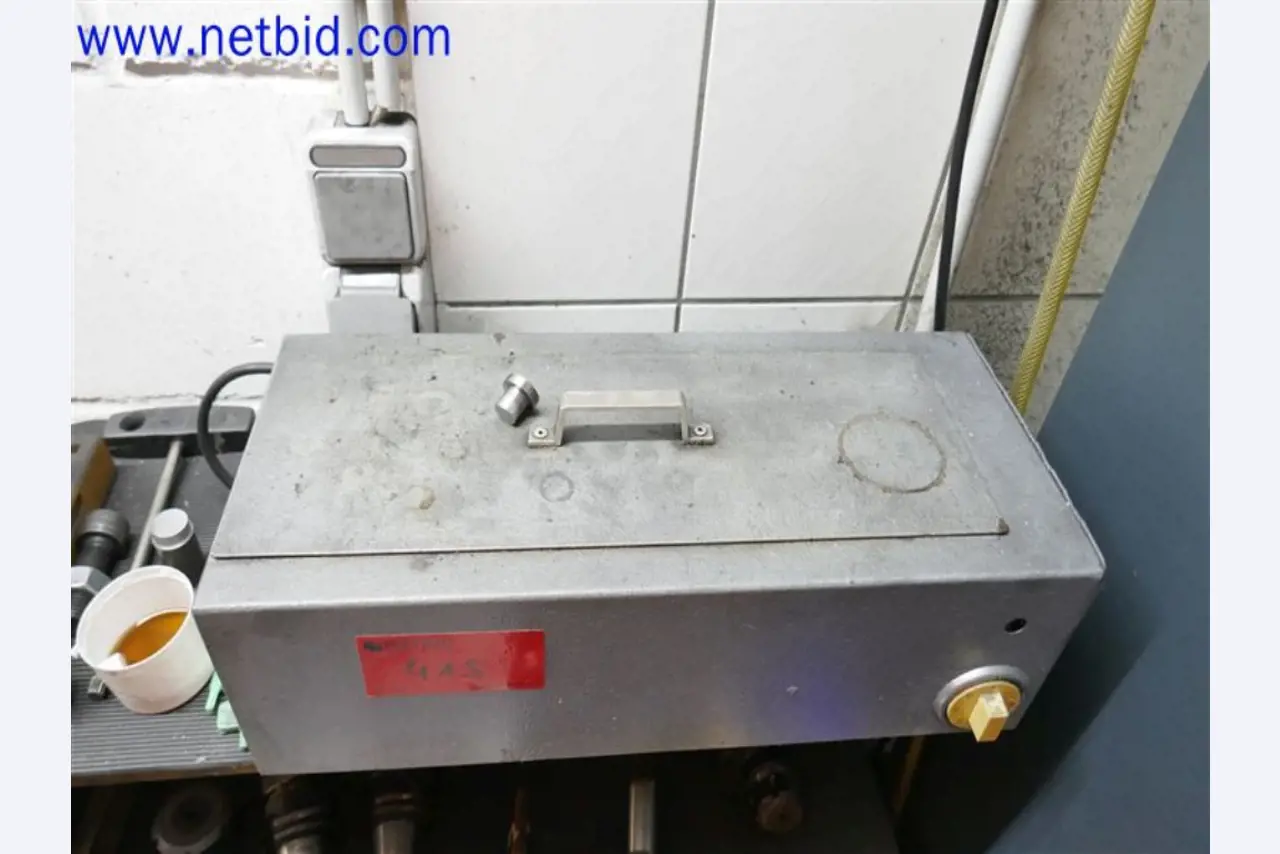 Sprzęt operacyjny i biurowy - inżynieria mechaniczna-2