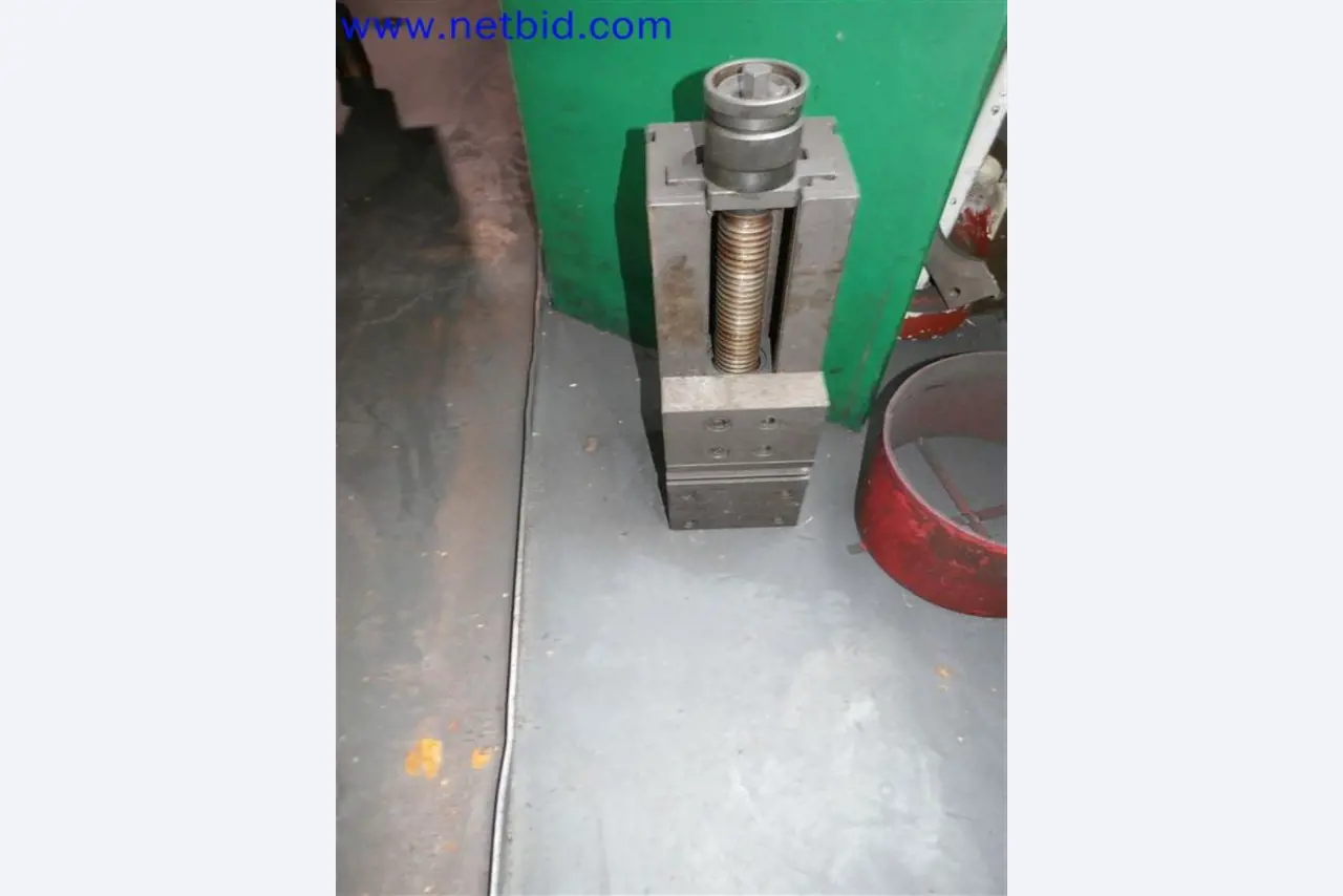 Provozní a kancelářské vybavení - strojírenství-1