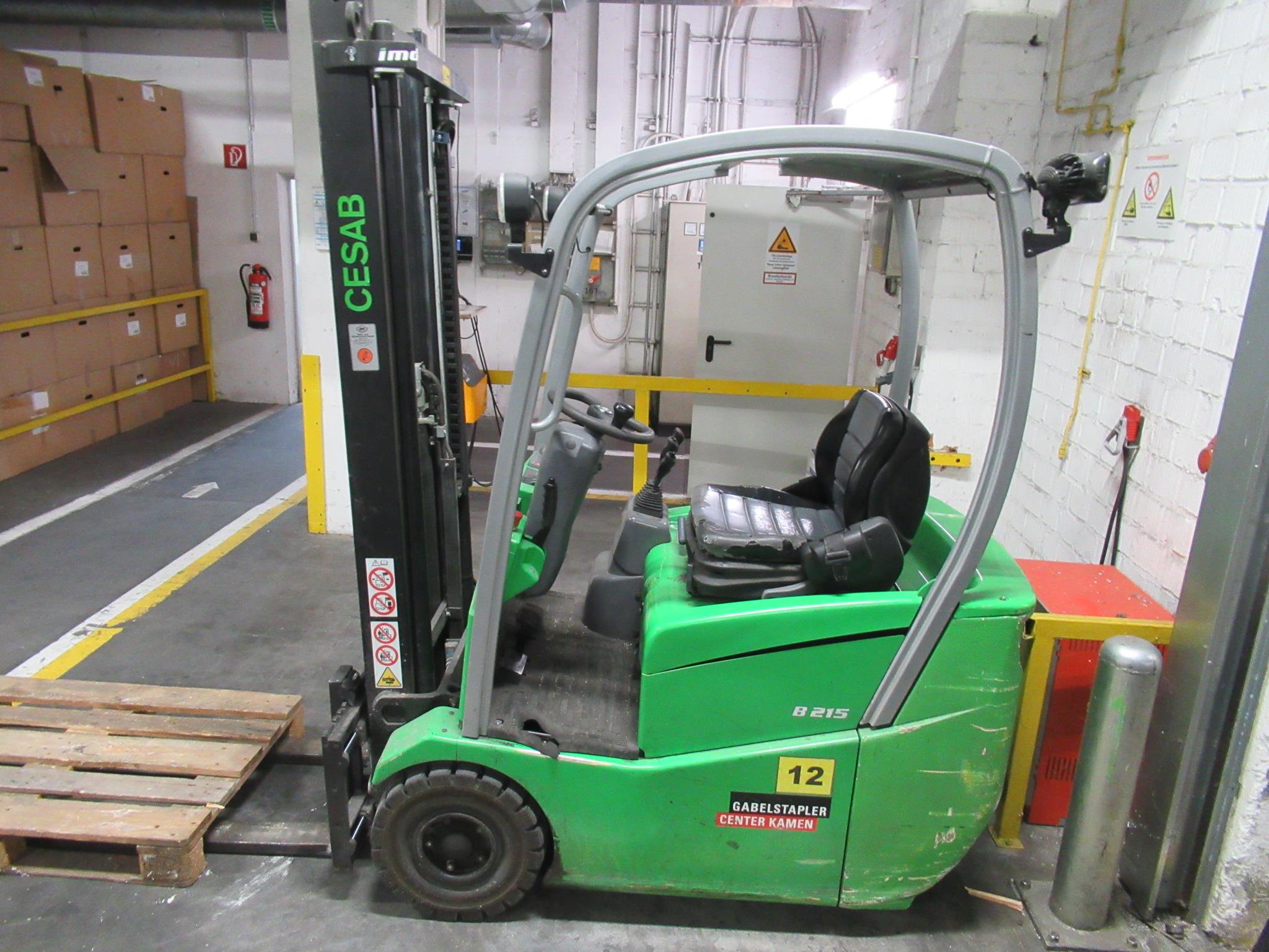 Stroji za proizvodnjo izolacijskih materialov, delov iz EPS pene/delov iz penjenih delcev-12