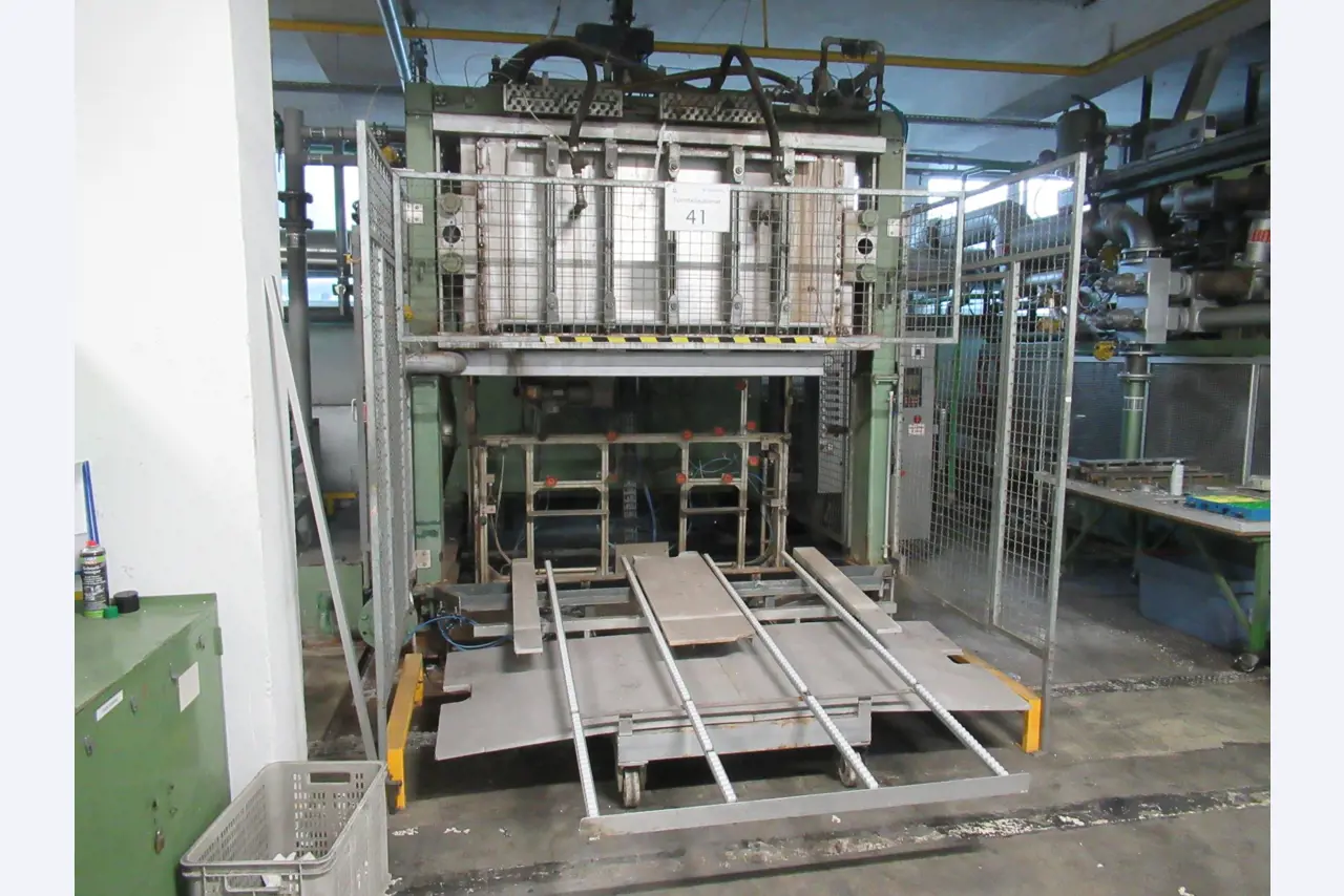 Máquinas para a produção de materiais de isolamento, peças de espuma EPS / componentes de espuma de partículas-7