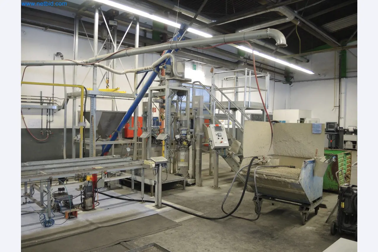 Machines for the production of insulation materials, EPS foam parts / particle foam components-1