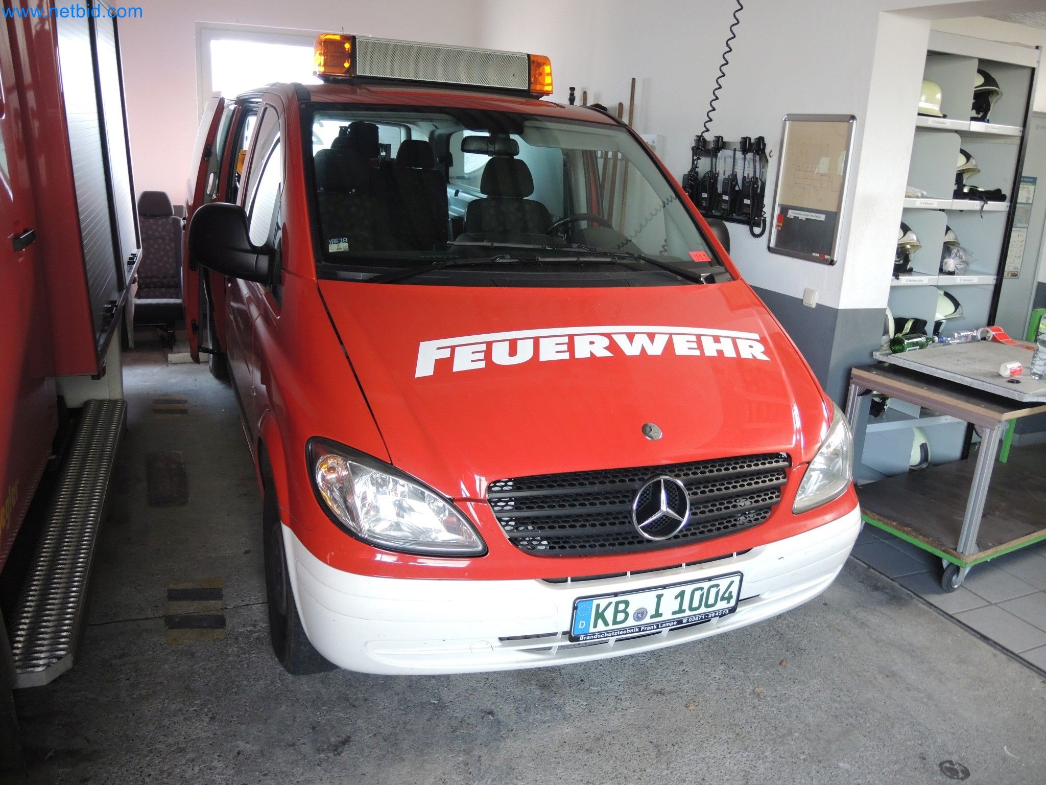 Machines for the production of insulation materials, EPS foam parts / particle foam components-2