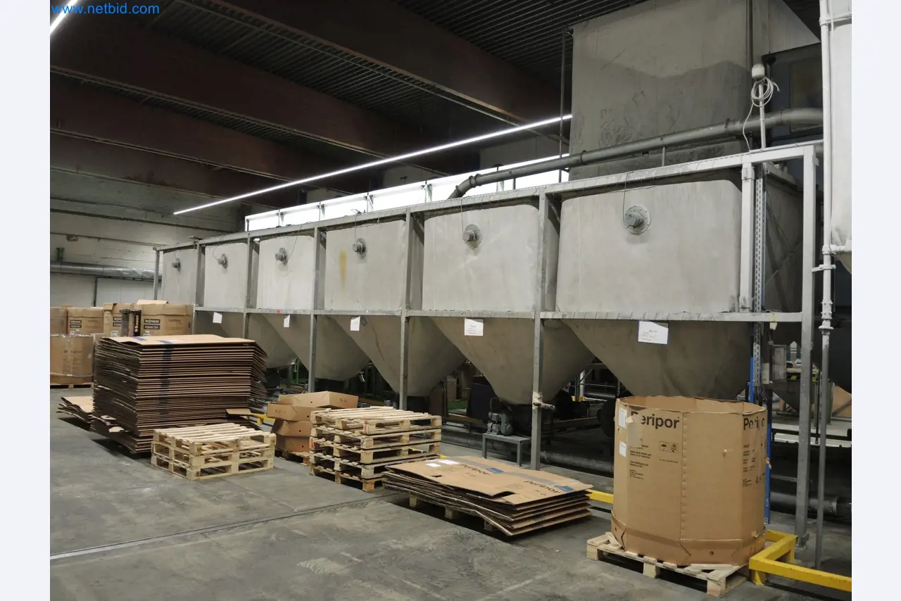 Stroji za proizvodnjo izolacijskih materialov, delov iz EPS pene/delov iz penjenih delcev-1