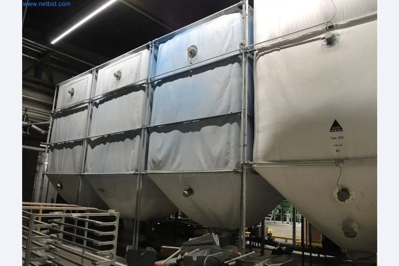 Machines for the production of insulation materials, EPS foam parts / particle foam components-2