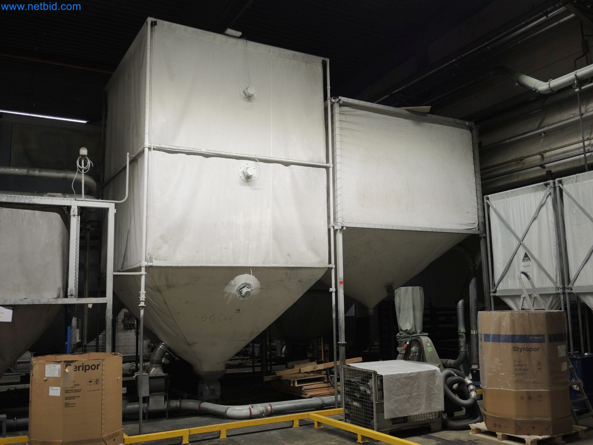 Machines for the production of insulation materials, EPS foam parts / particle foam components-5