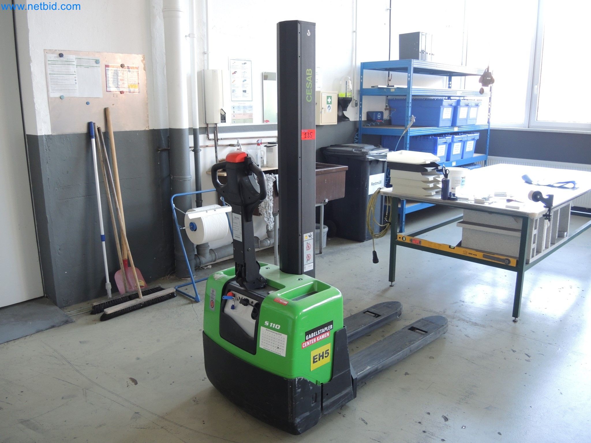 Machines for the production of insulation materials, EPS foam parts / particle foam components-2