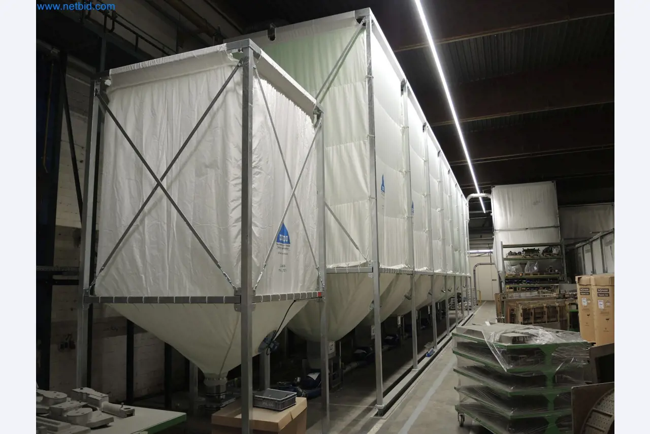 Machines for the production of insulation materials, EPS foam parts / particle foam components-3