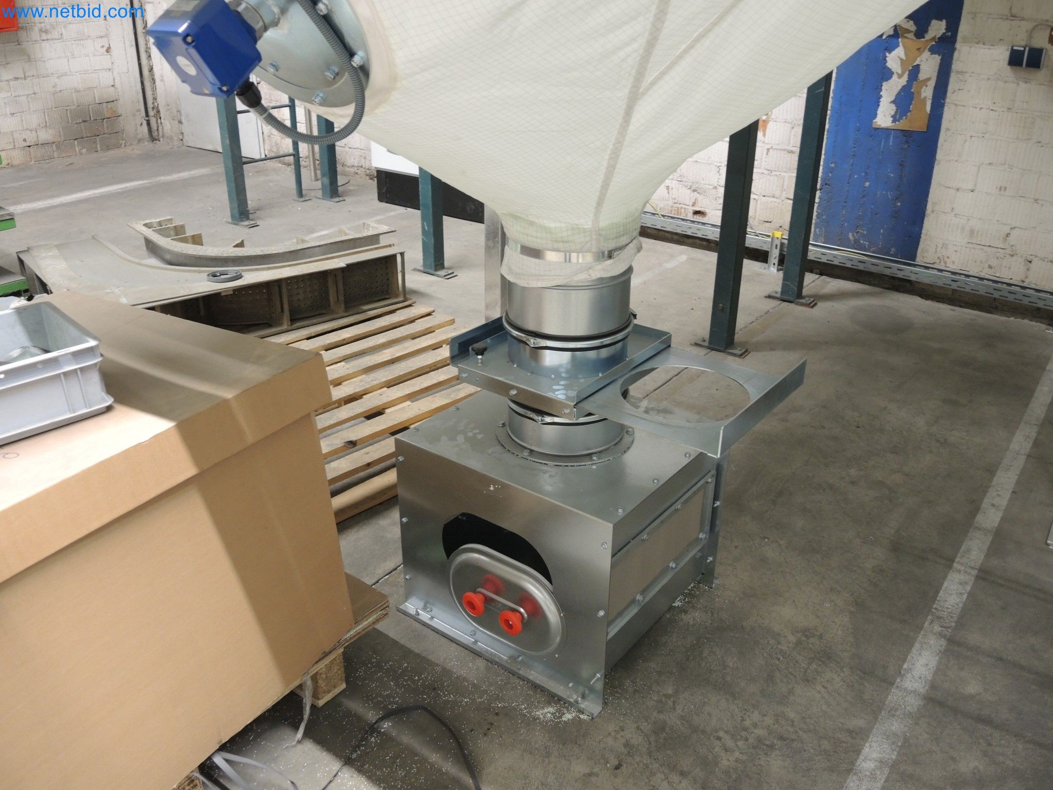 Machines for the production of insulation materials, EPS foam parts / particle foam components-4