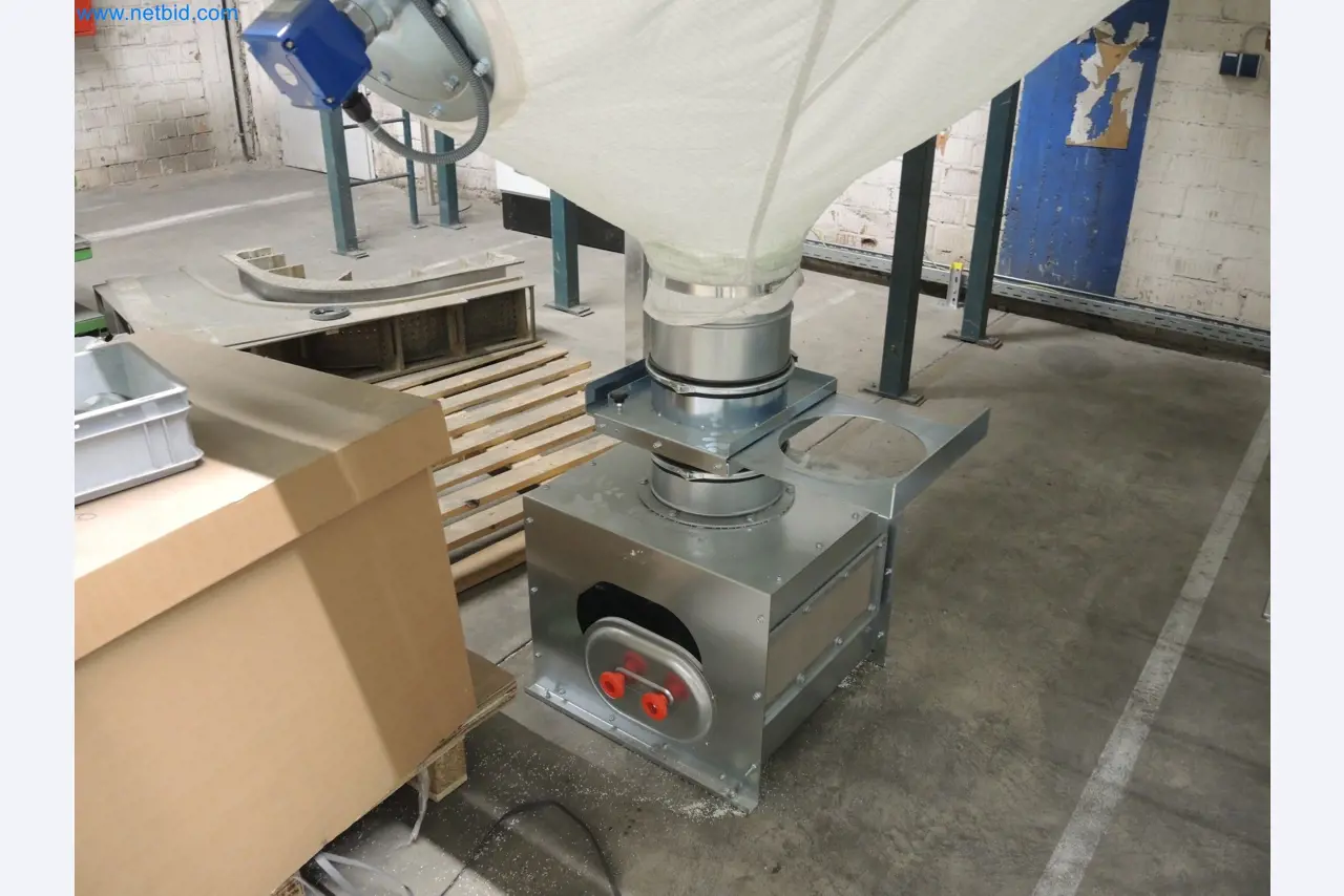 Machines for the production of insulation materials, EPS foam parts / particle foam components-4