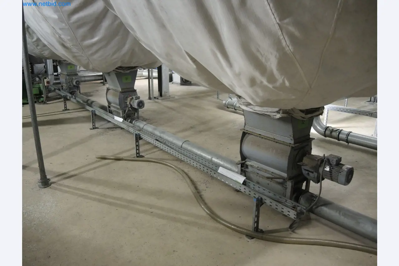 Machines for the production of insulation materials, EPS foam parts / particle foam components-3