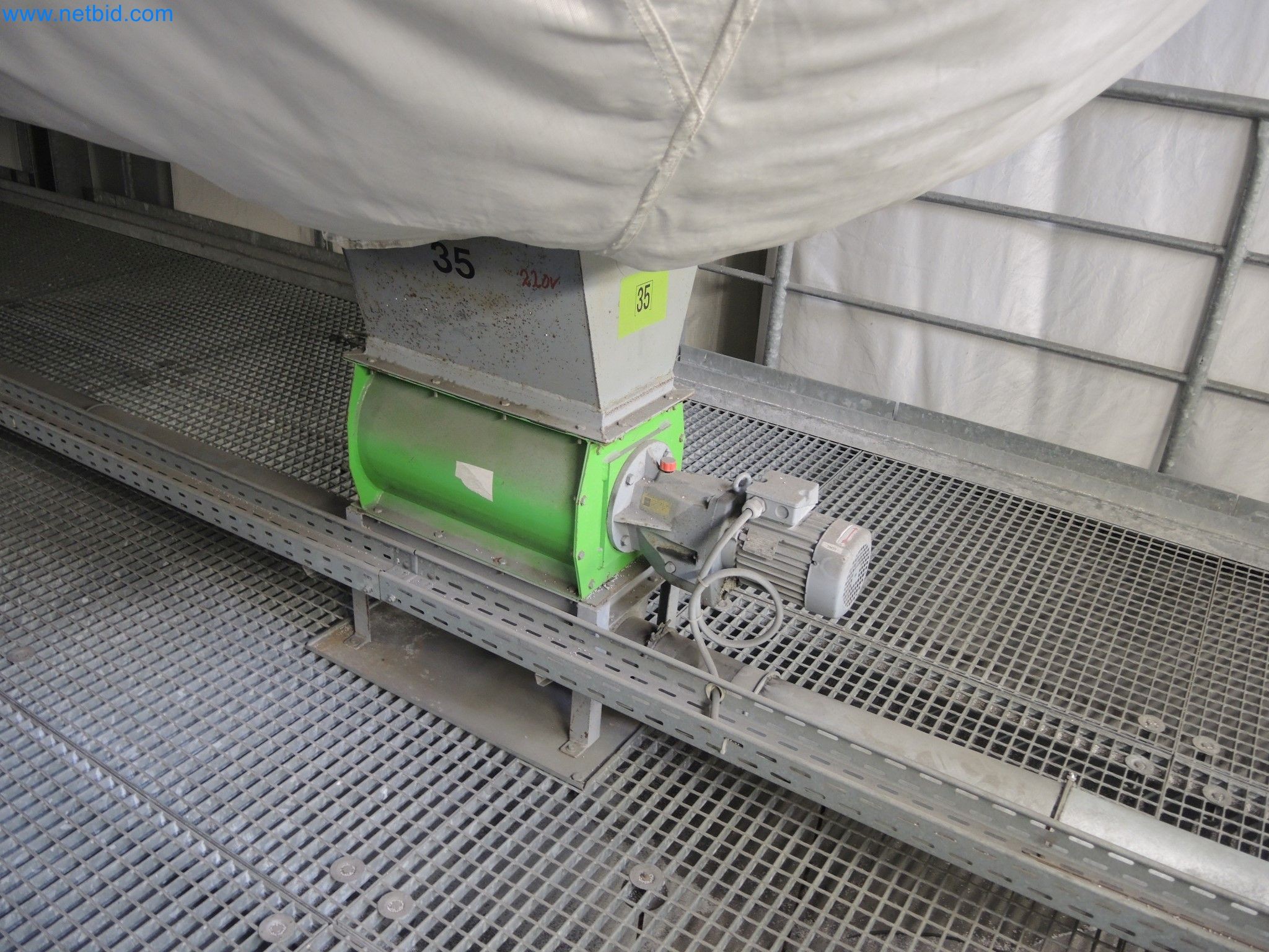 Machines for the production of insulation materials, EPS foam parts / particle foam components-4