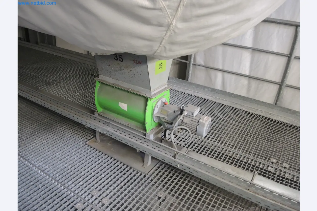 Machines for the production of insulation materials, EPS foam parts / particle foam components-4