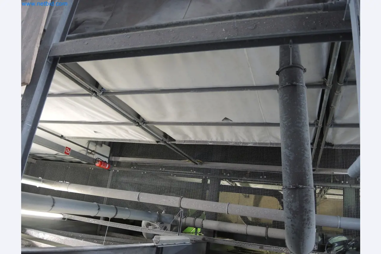Machines for the production of insulation materials, EPS foam parts / particle foam components-7