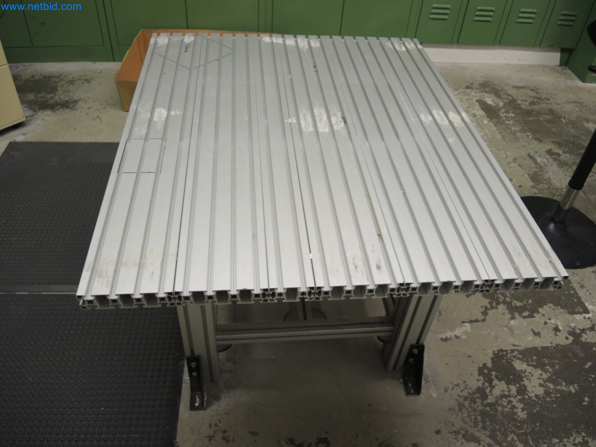 Machines for the production of insulation materials, EPS foam parts / particle foam components-11