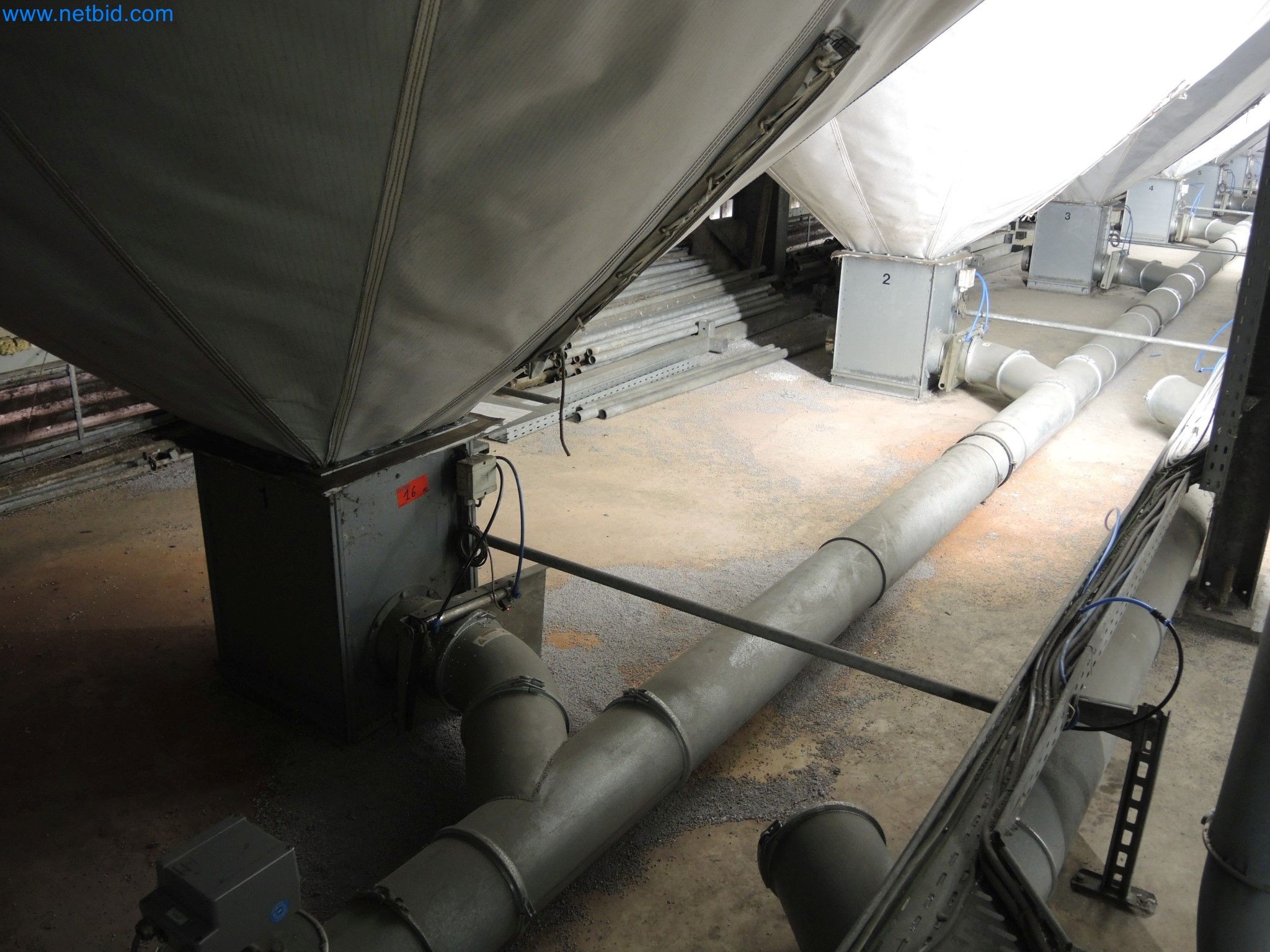 Machines for the production of insulation materials, EPS foam parts / particle foam components-3