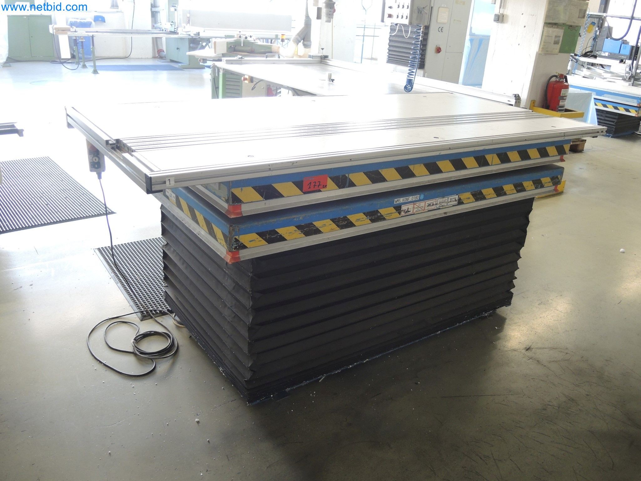 Maszyny do produkcji materiałów izolacyjnych, elementów z pianki EPS / elementów z pianki wiórowej-1