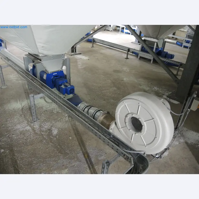 Machines for the production of insulation materials, EPS foam parts / particle foam components-1