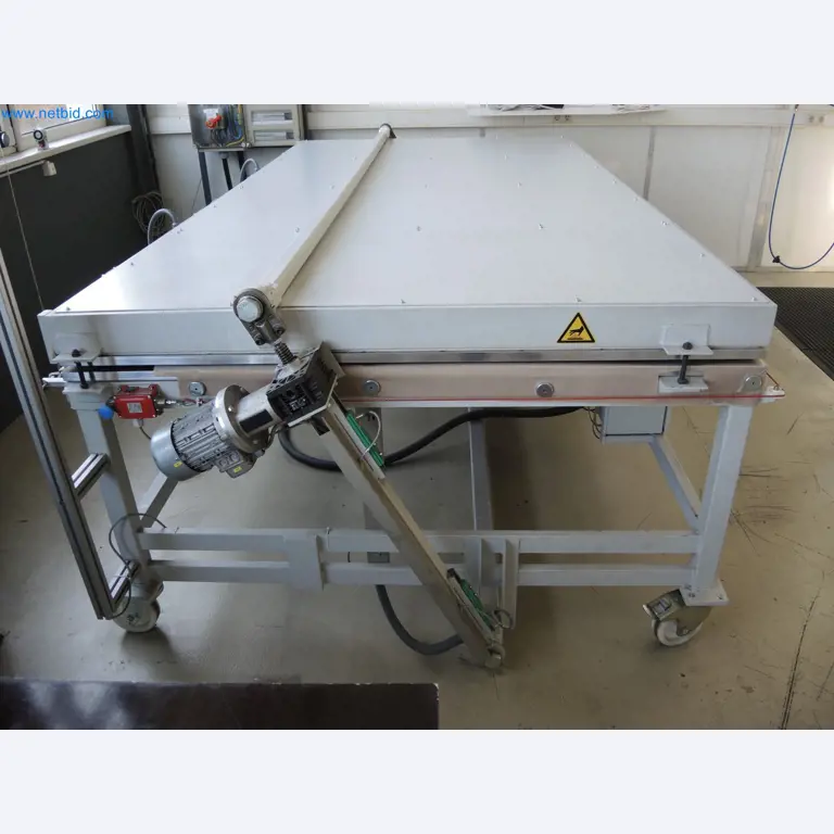 Machines for the production of insulation materials, EPS foam parts / particle foam components-1