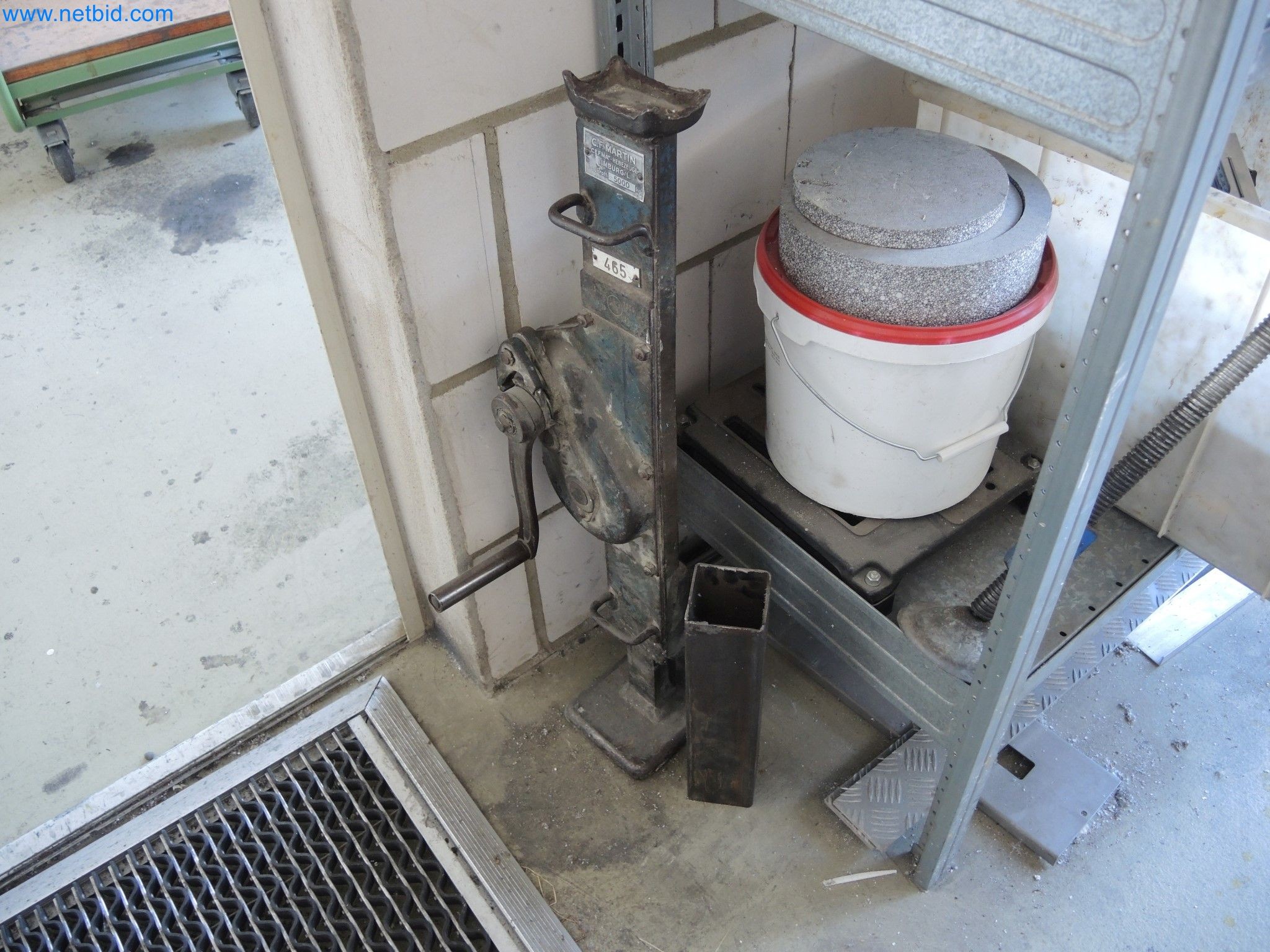 Machines for the production of insulation materials, EPS foam parts / particle foam components-8