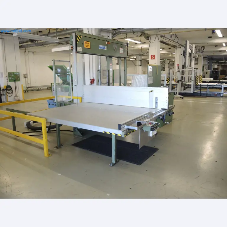 Machines for the production of insulation materials, EPS foam parts / particle foam components-2