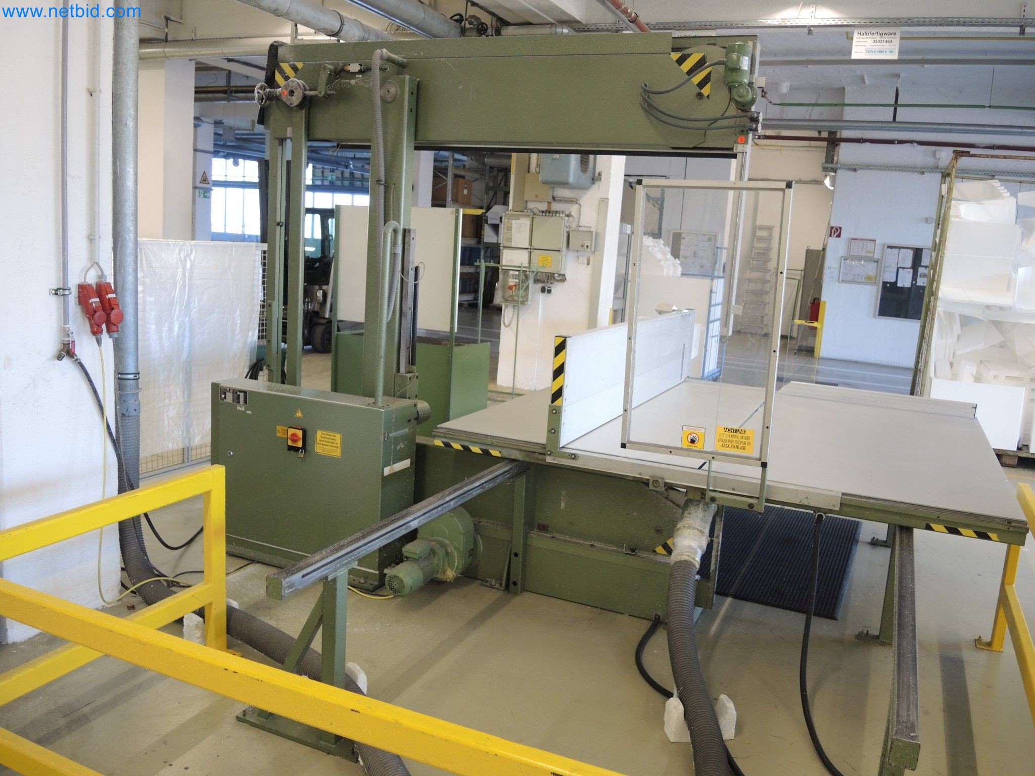 Machines for the production of insulation materials, EPS foam parts / particle foam components-3