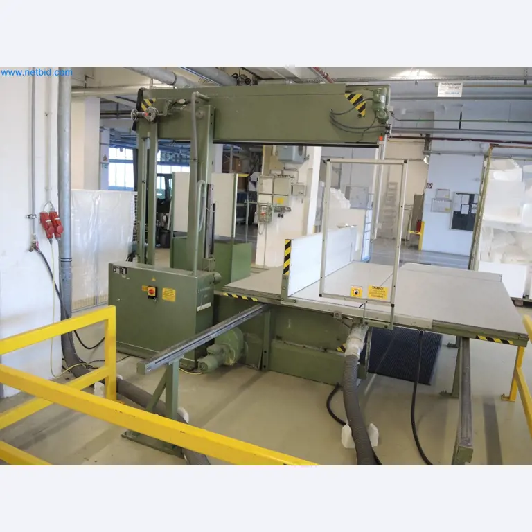 Machines for the production of insulation materials, EPS foam parts / particle foam components-3