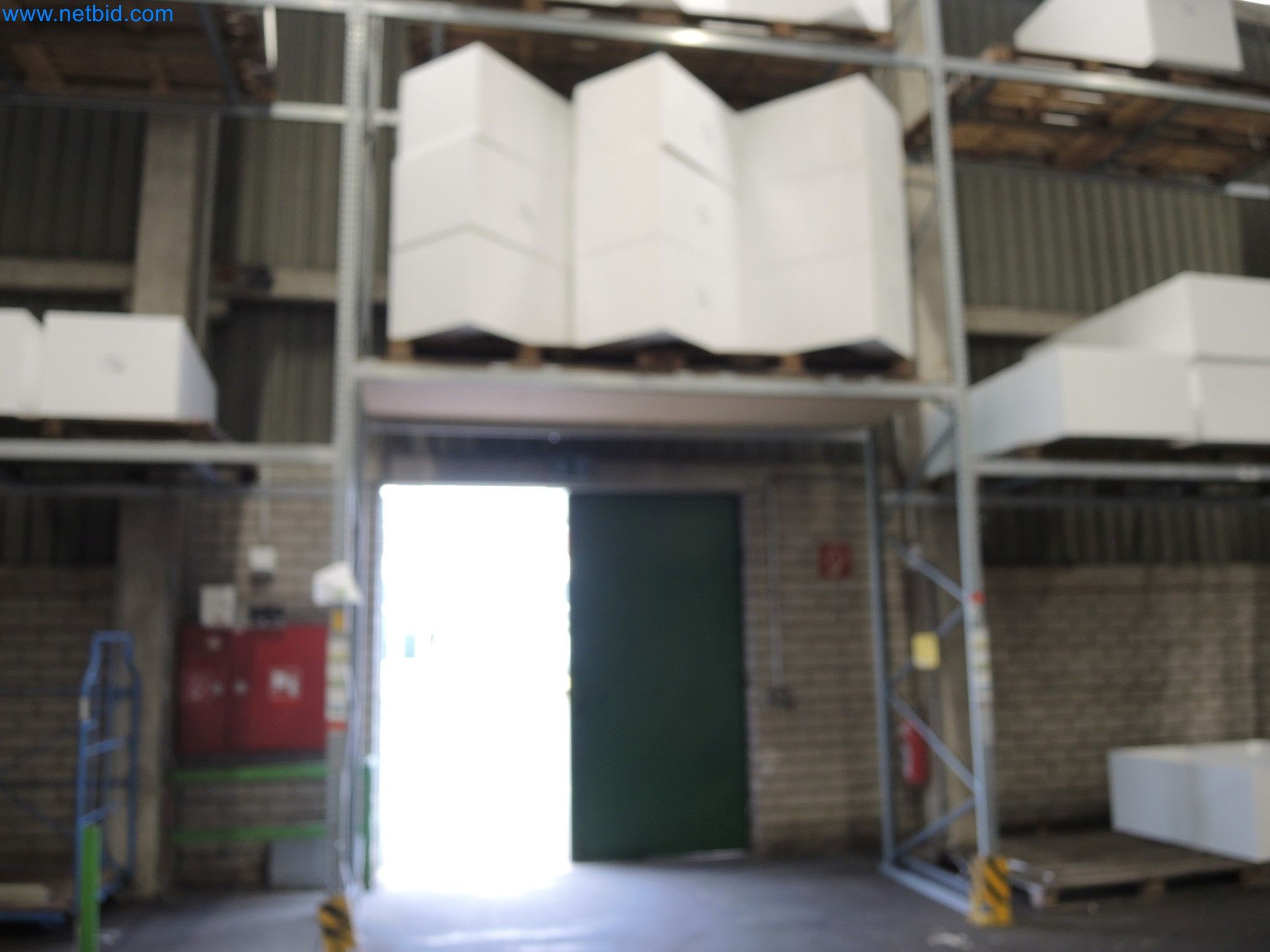 Machines for the production of insulation materials, EPS foam parts / particle foam components-2