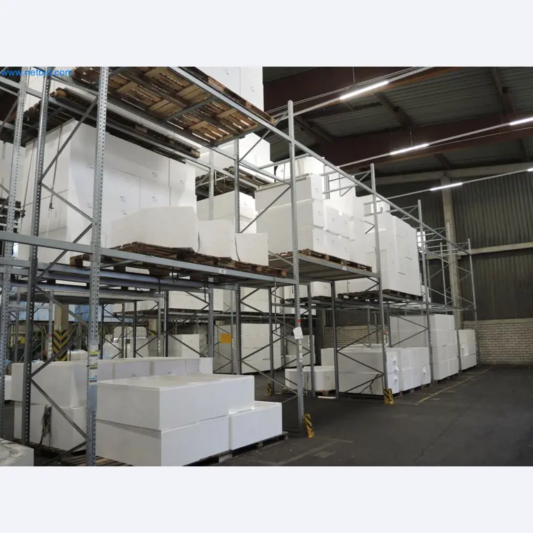 Machines for the production of insulation materials, EPS foam parts / particle foam components-4