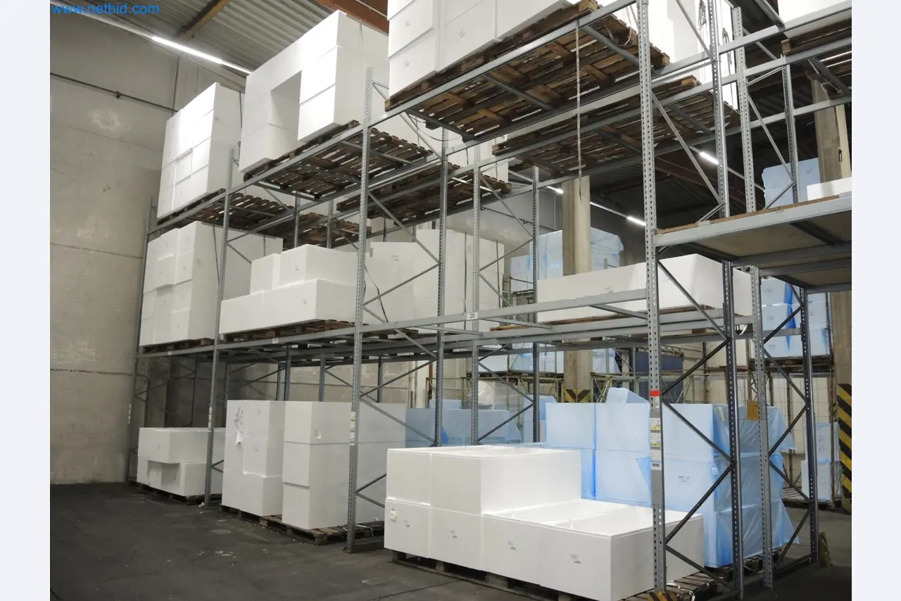 Machines for the production of insulation materials, EPS foam parts / particle foam components-4