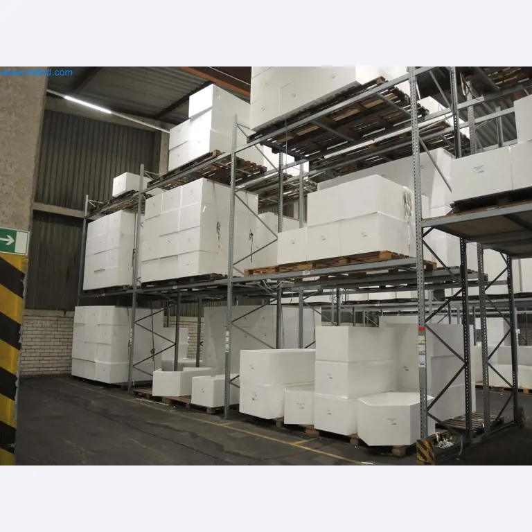 Machines for the production of insulation materials, EPS foam parts / particle foam components-2