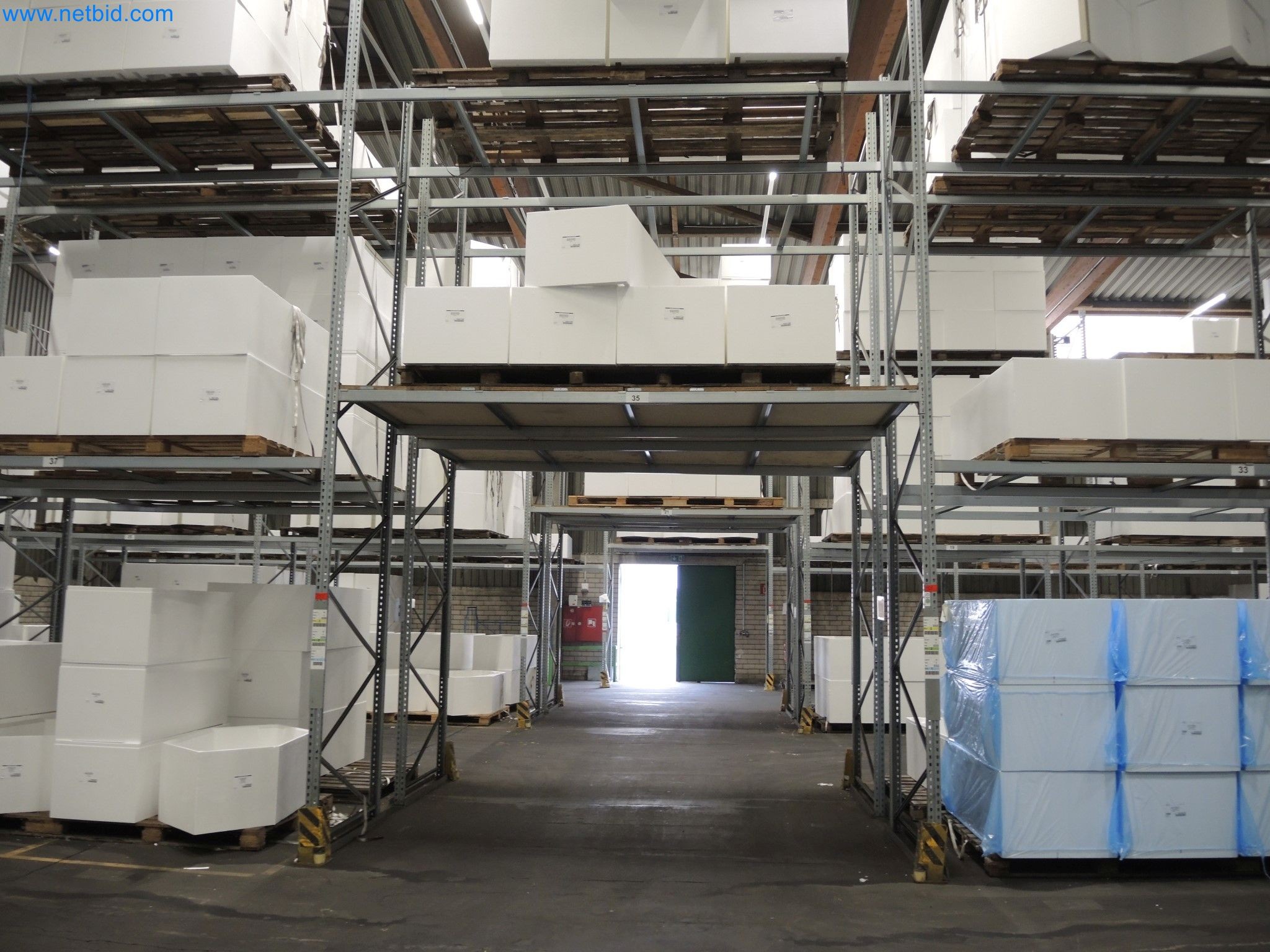 Machines for the production of insulation materials, EPS foam parts / particle foam components-4