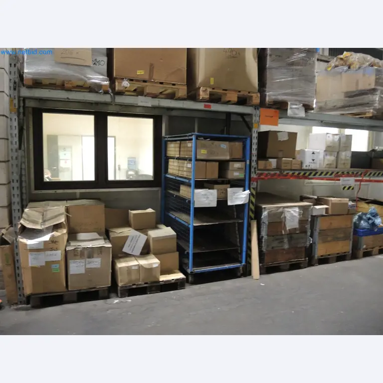 Machines for the production of insulation materials, EPS foam parts / particle foam components-2