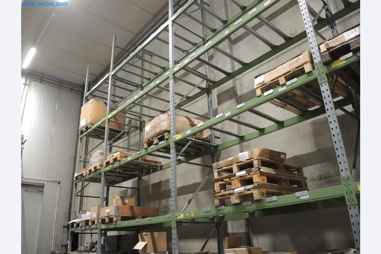 Machines for the production of insulation materials, EPS foam parts / particle foam components-6