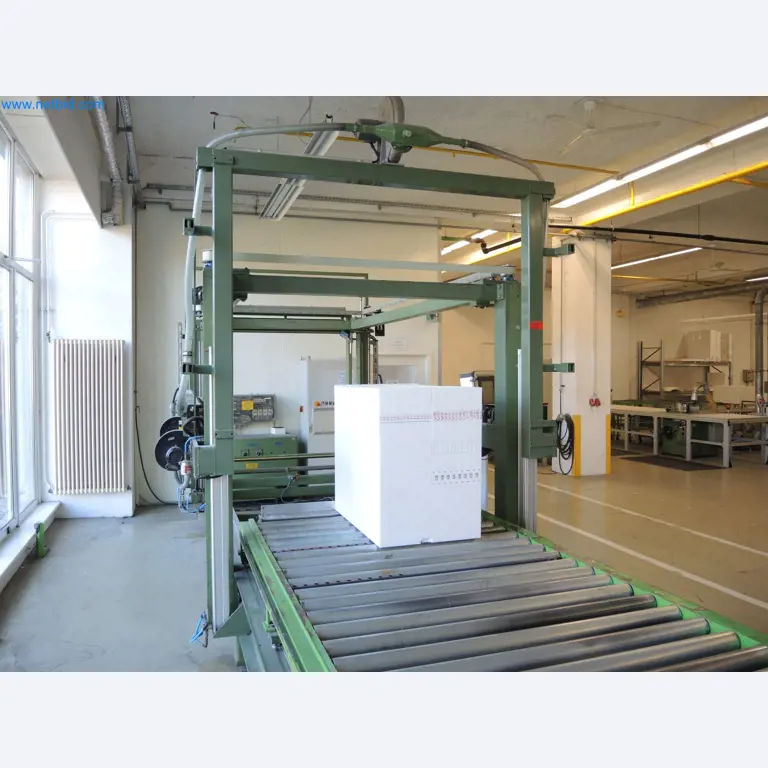Machines for the production of insulation materials, EPS foam parts / particle foam components-2