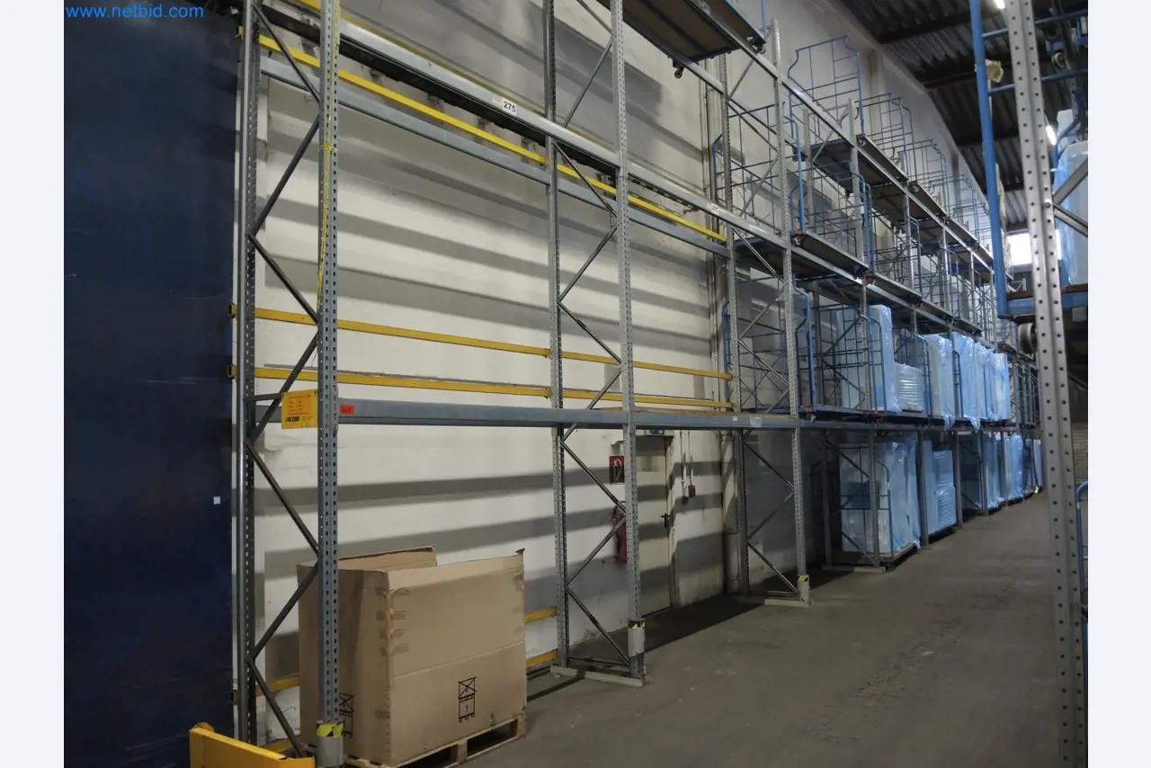 Machines for the production of insulation materials, EPS foam parts / particle foam components-1