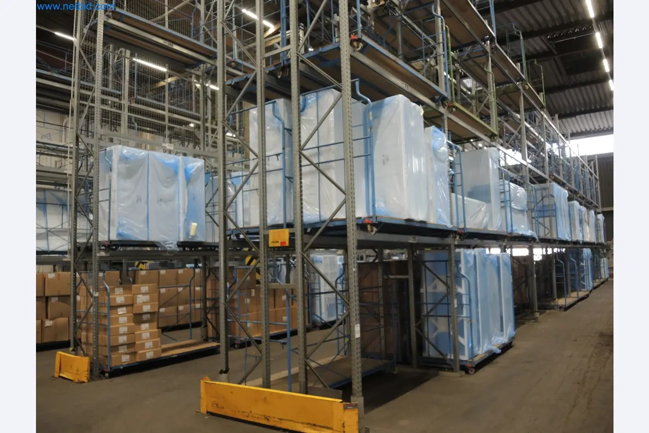 Machines for the production of insulation materials, EPS foam parts / particle foam components-2