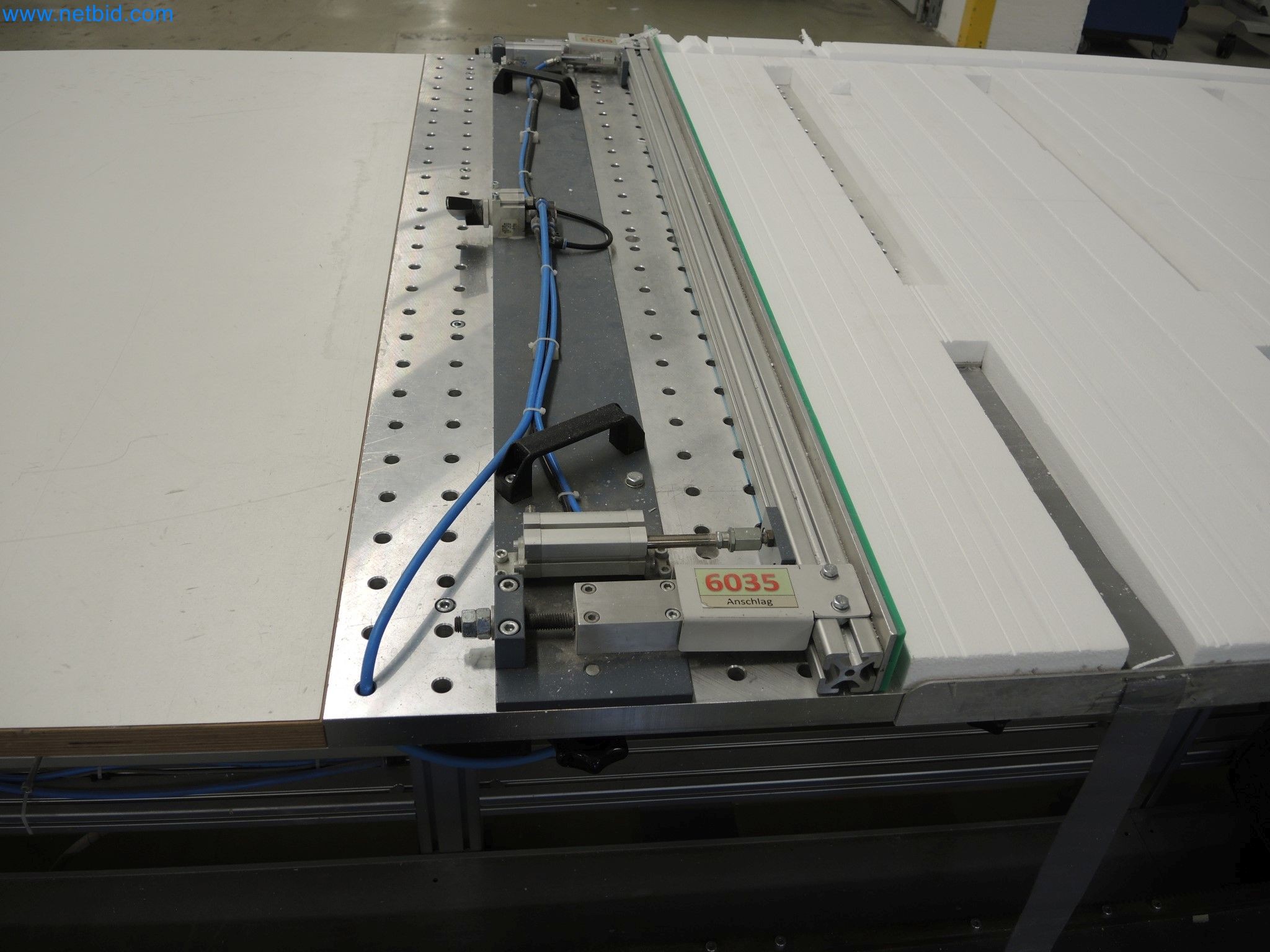 Machines for the production of insulation materials, EPS foam parts / particle foam components-5