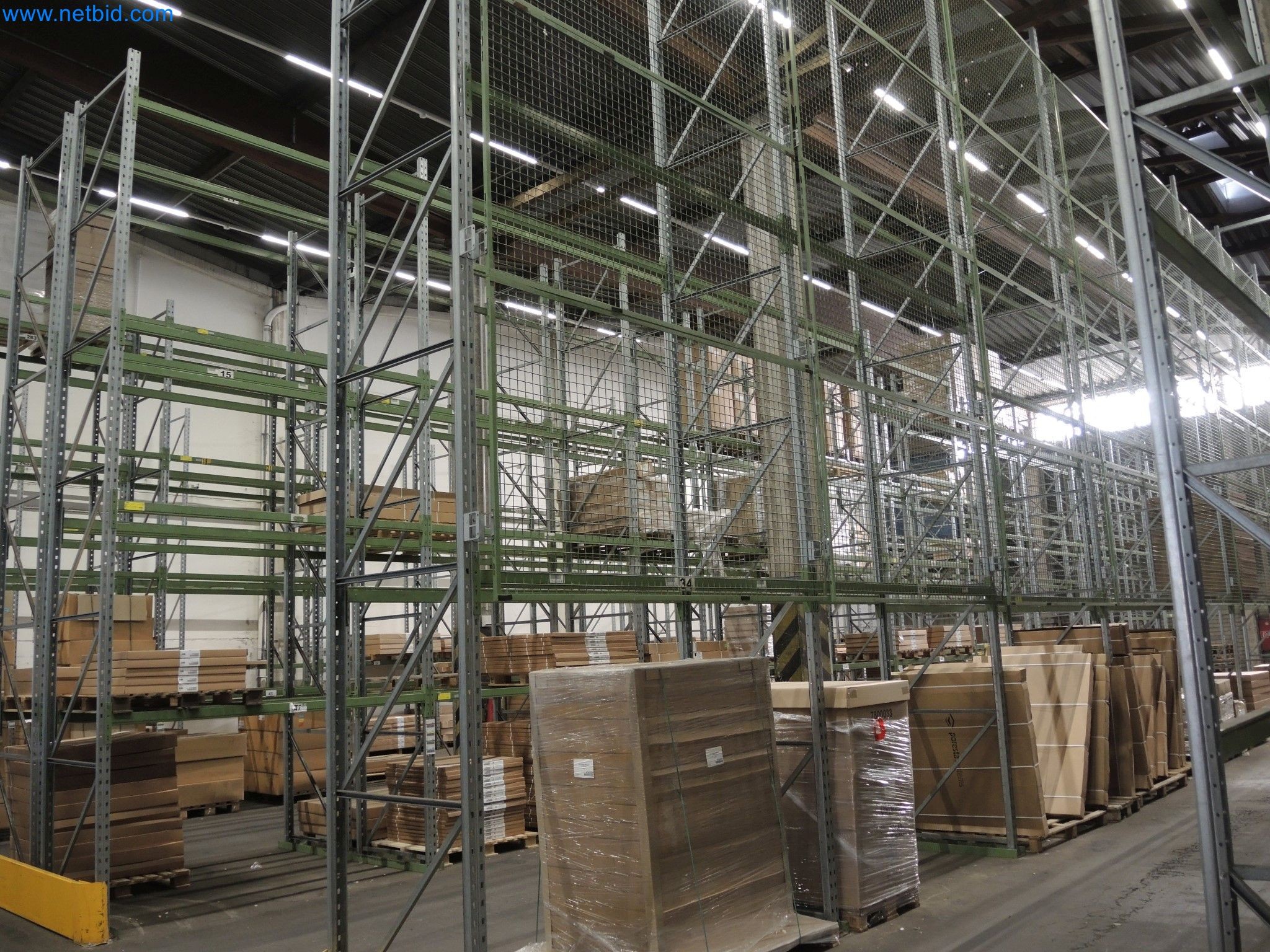 Machines for the production of insulation materials, EPS foam parts / particle foam components-3