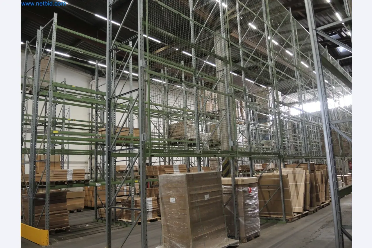 Machines for the production of insulation materials, EPS foam parts / particle foam components-3